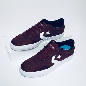 CONVERSE COURTLAND T OX NWT CONVERSE COURTLAND T OX NWT